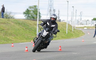 Spécialisez vous en enseignant de la conduite moto - 2 roues